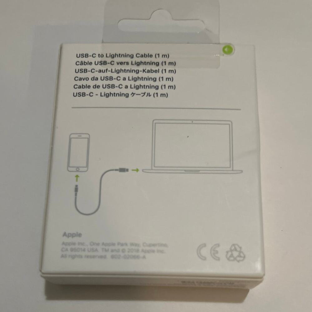 Authentic Apple USB-C to Lightening Cable (1m) New and Sealed - Picture 2 of 2